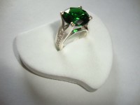 Anillo con Sircones